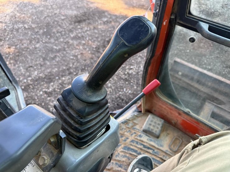 kubota-kx121-3-image-30