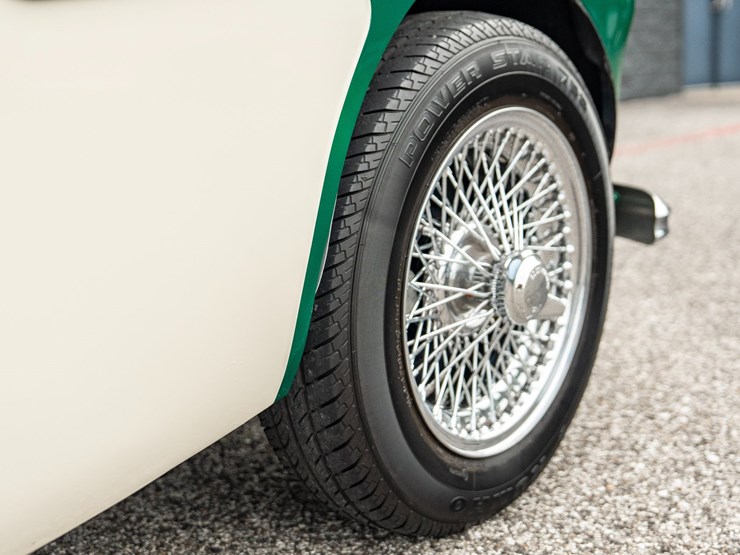 #108-•-offered-at-no-reserve-|-1961-austin-healey-3000-mark-i-image-23