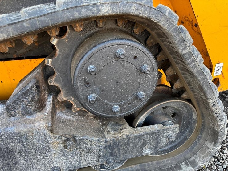 jcb-225t-image-15