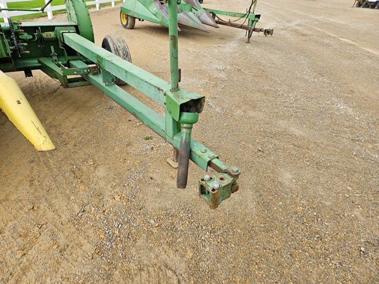 john-deere-3800-image-9