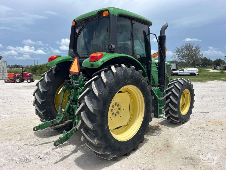 2014-john-deere-6125m-image-3