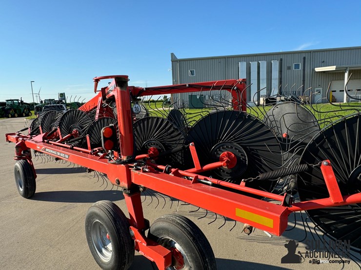 2022-kuhn-sr600gii-image-13