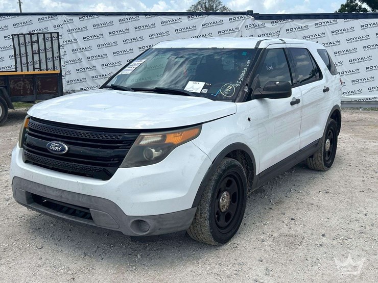 2014-ford-explorer-image-1