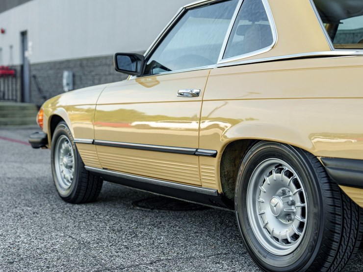 #122-•-offered-at-no-reserve-|-1980-mercedes-benz-450sl-convertible-image-13