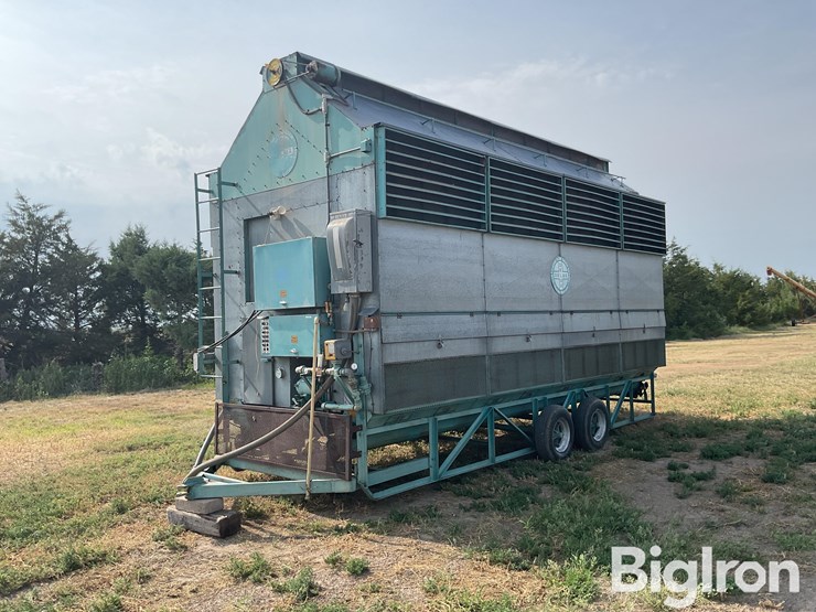 delux-dp-4830-continuous-flow-grain-dryer-image-1
