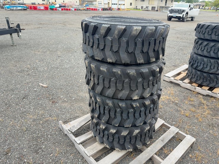 (4)-12-16.5-skid-steer-tires-image-2