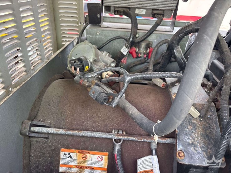 2013-generac-natural-gas-generator-image-7