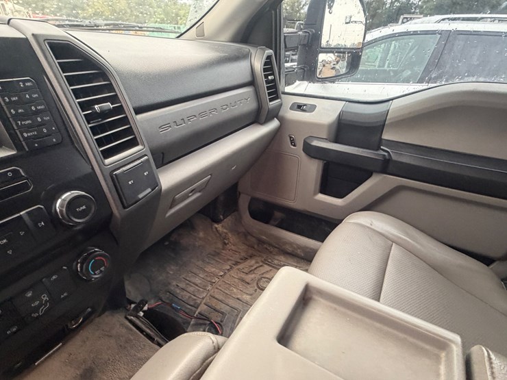 2017-ford-f250-image-38