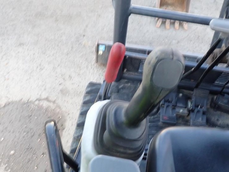 2023-deere-35g-image-22
