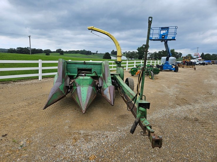 john-deere-3800-image-8