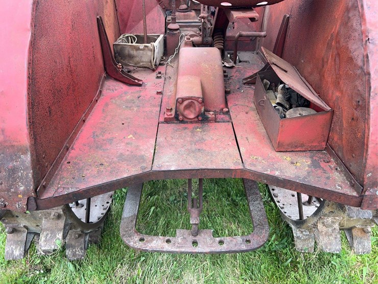 mccormick-deering-wk-40-image-35