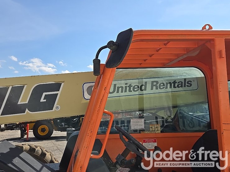2015-jlg-g6-42a-image-17