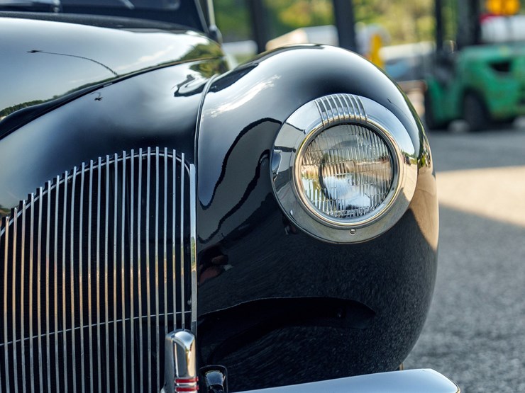 #112-•-offered-at-no-reserve-|-1940-lincoln-zephyr-continental-convertible-image-35