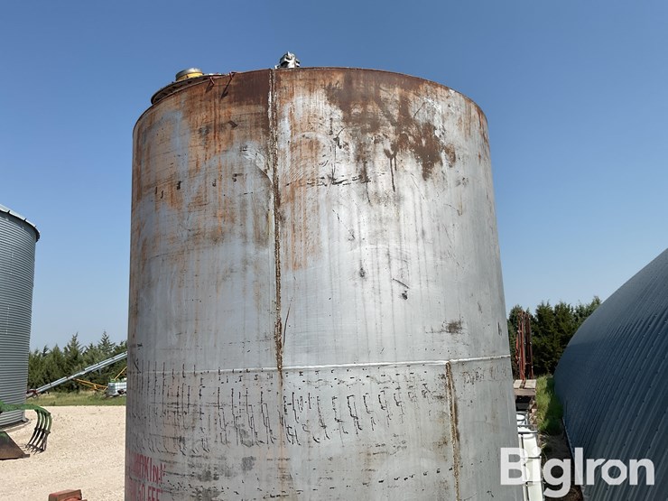 1954-eaton-upright-fuel-tank-image-13