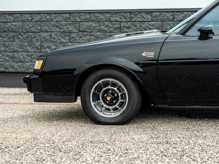 #113-•-1987-buick-grand-national-image-9