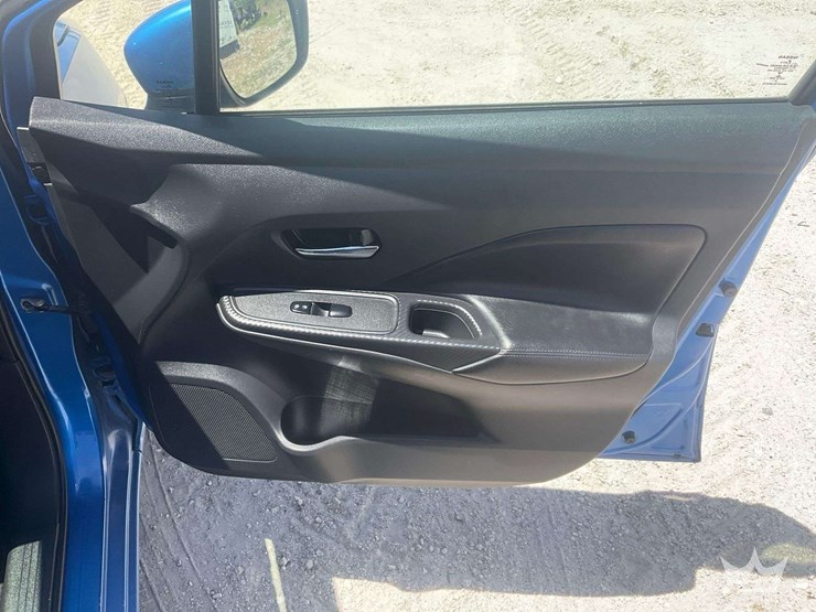 2020-nissan-versa-sedan-image-21