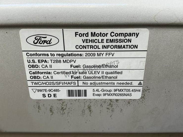 2009-ford-e350-image-15