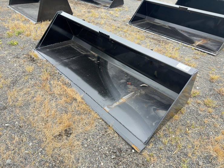 84"-gp-bucket-image-1