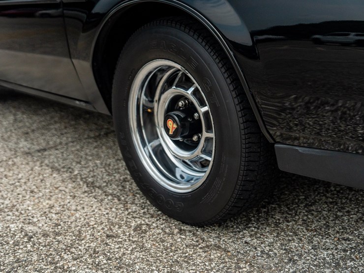 #113-•-1987-buick-grand-national-image-36