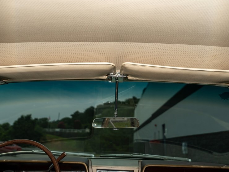 #111-•-1962-lincoln-continental-sedan-image-72