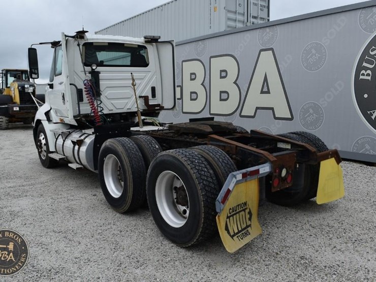 2014-international-prostar-image-8