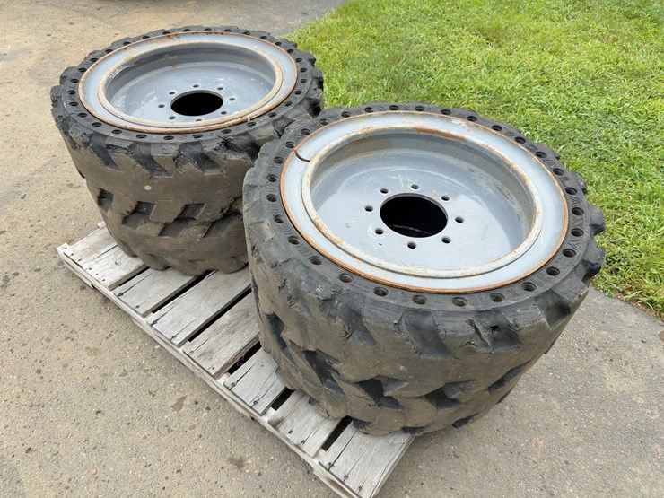(4)-galaxy-31x10-20-aperture-tires-image-2