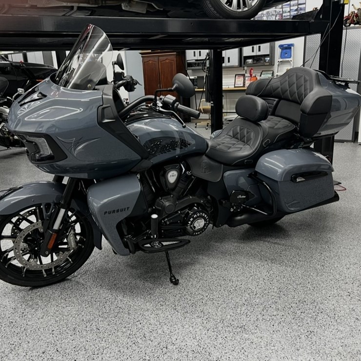 #144 • 2023 INDIAN PURSUIT DARK HORSE