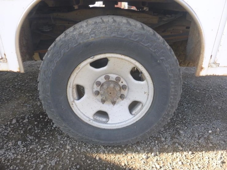 2006-ford-f350-image-17