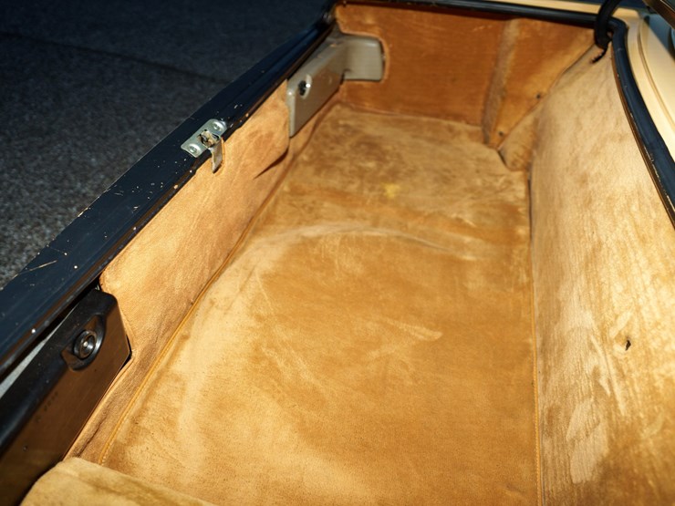 #122-•-offered-at-no-reserve-|-1980-mercedes-benz-450sl-convertible-image-70
