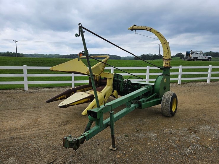 john-deere-3800-image-1