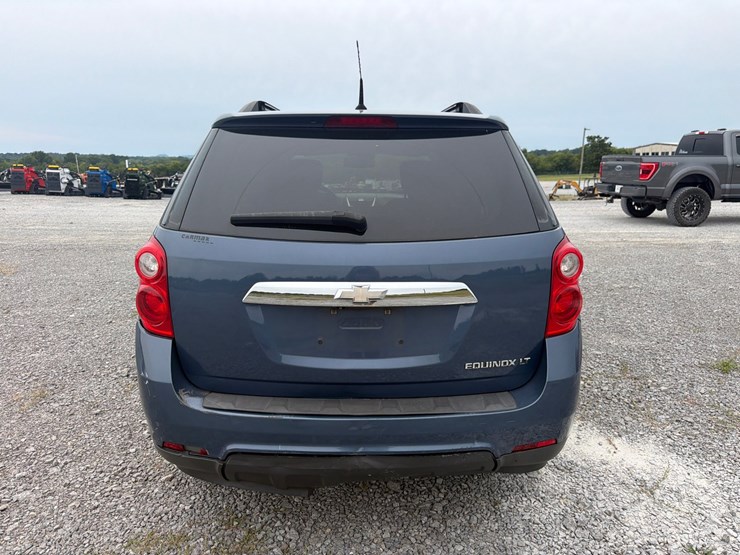 2011-chevrolet-equinox-lt-image-5