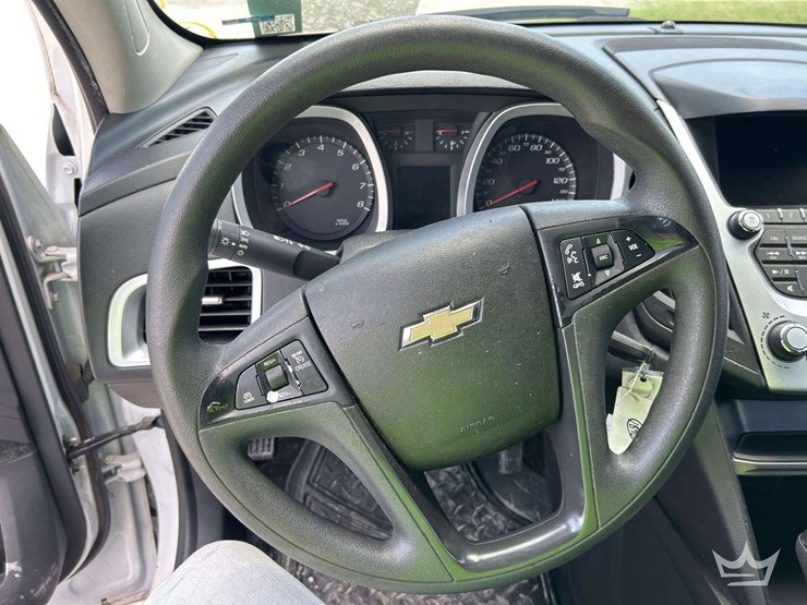 2017-chevrolet-equinox-image-11