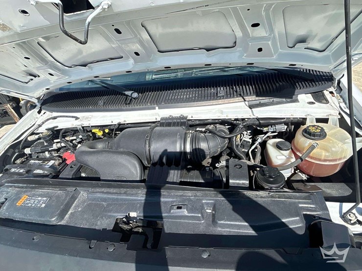 2017-ford-e350-image-7