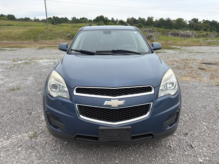 2011-chevrolet-equinox-lt-image-2