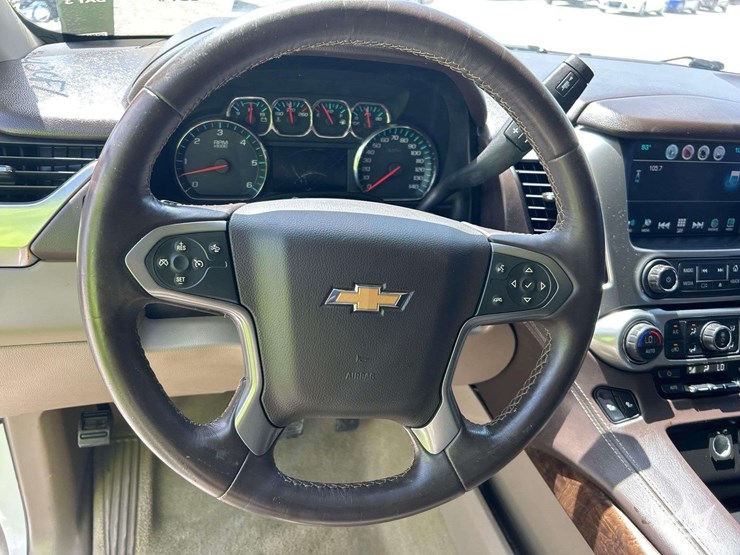 2016-chevrolet-tahoe-image-12