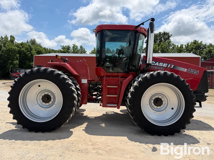2011-case-ih-steiger-335-4wd-tractor-image-4