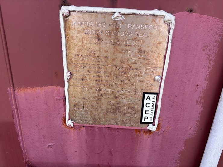 #1253-•-40ft-shipping-container-image-6