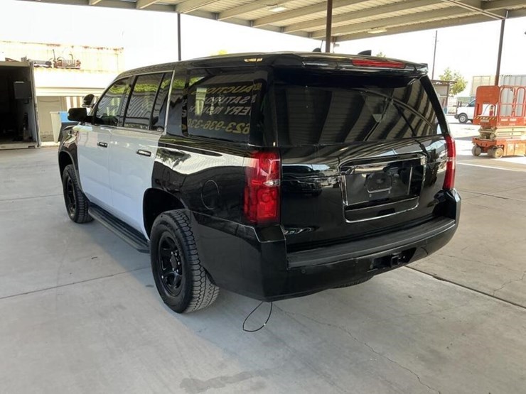2019-chevrolet-tahoe-image-5