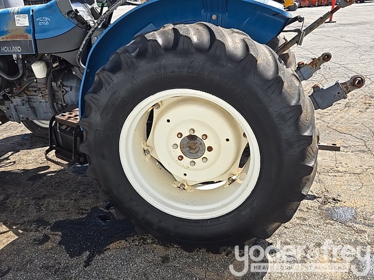 new-holland-3930-image-10