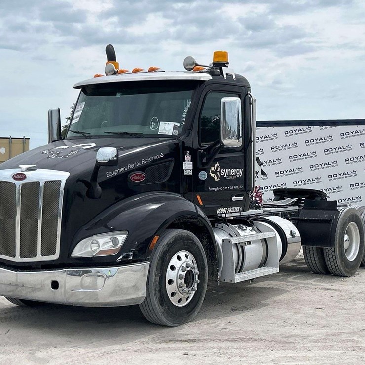 2019 PETERBILT 579