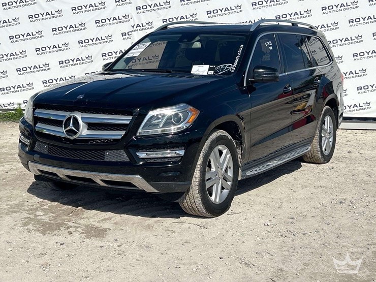 2016-mercedes-benz-gl-350-awd-suv-image-1