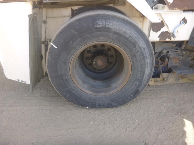 2013-global-m4-sweeper-image-18
