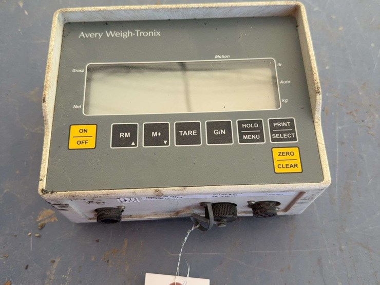 j&m-875-image-17