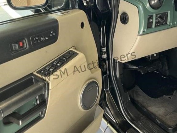 2005-hummer-h2-image-24