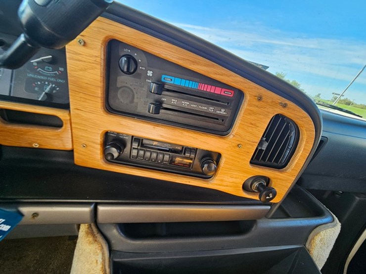 1994-ford-e350-image-21
