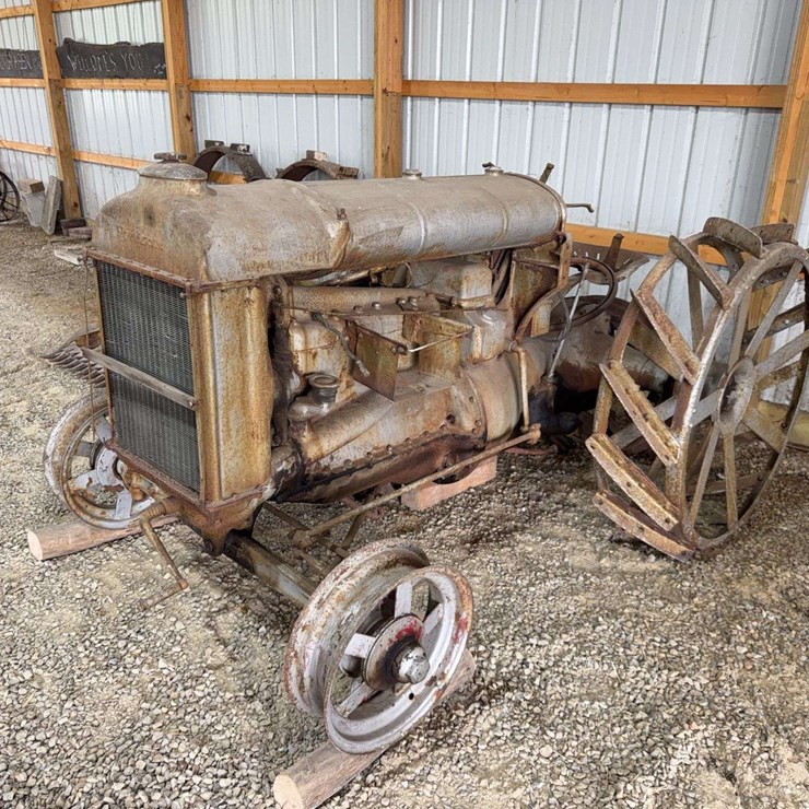 FORDSON F
