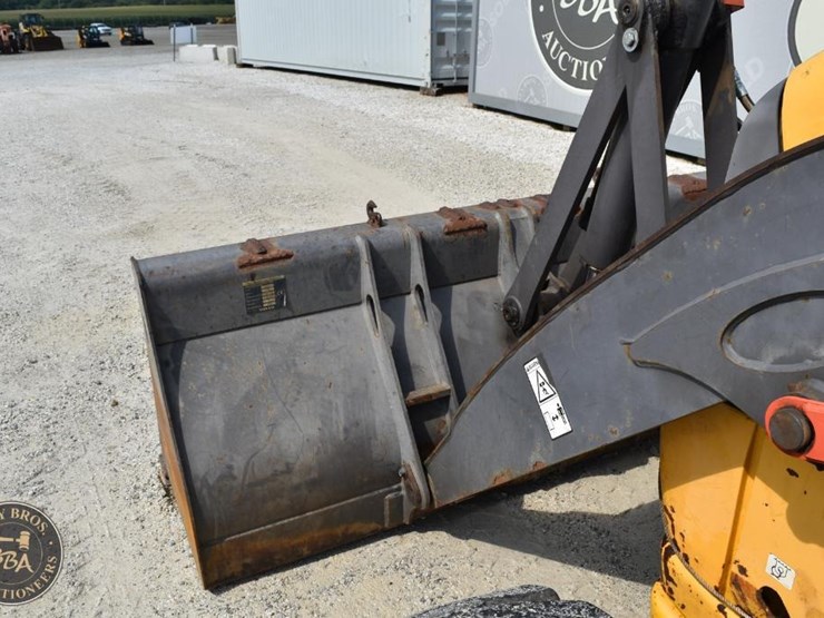 2007-volvo-bl70-image-54