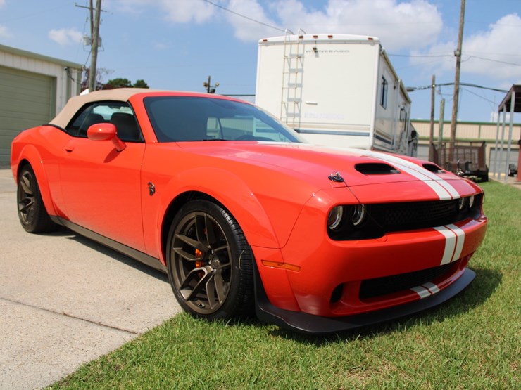 #104-•-offered-at-no-reserve-|-2020-dodge-challenger-srt-hellcat-convertible-image-5