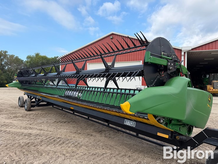 2017-john-deere-635-image-1