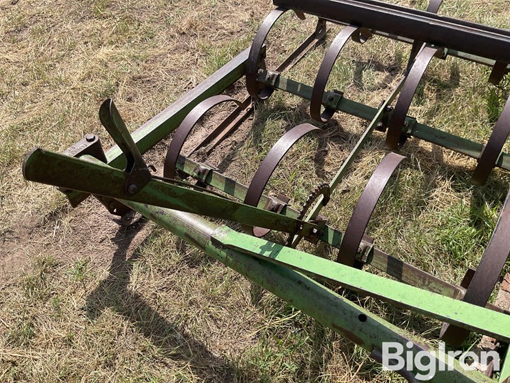 john-deere-3-pt-3-bar-spring-tooth-image-14